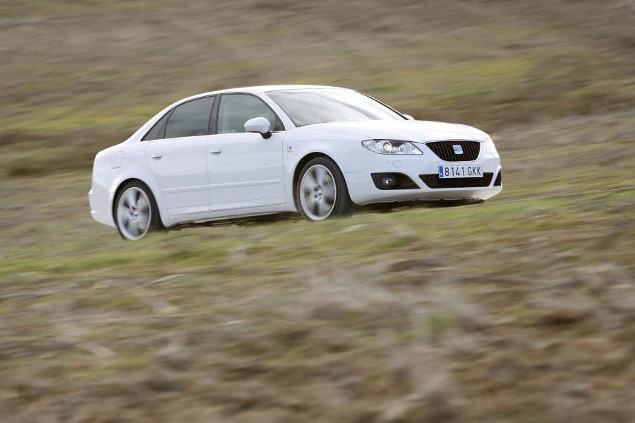  Seat Exeo 2009 года  (фото 153 из 180)
